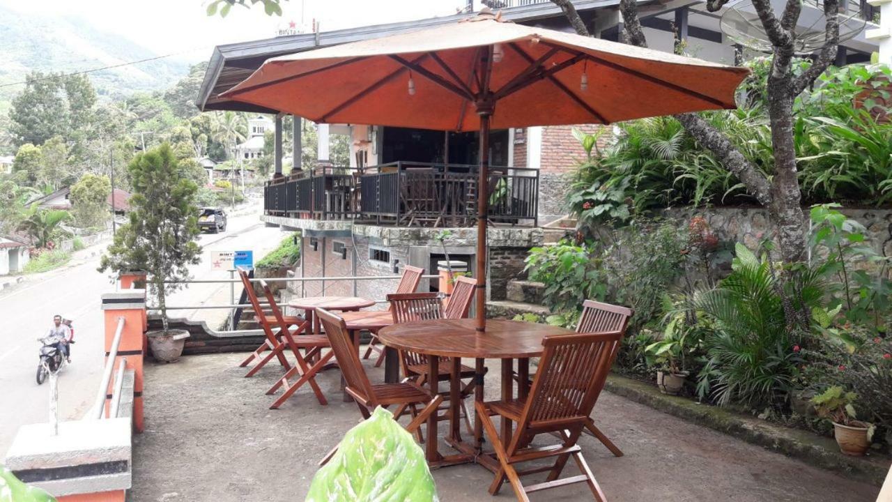 Bintang Bungalow Tour & Travel Kelimutu Esterno foto
