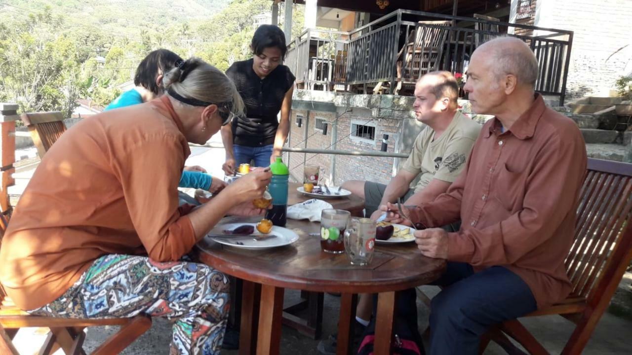 Bintang Bungalow Tour & Travel Kelimutu Esterno foto